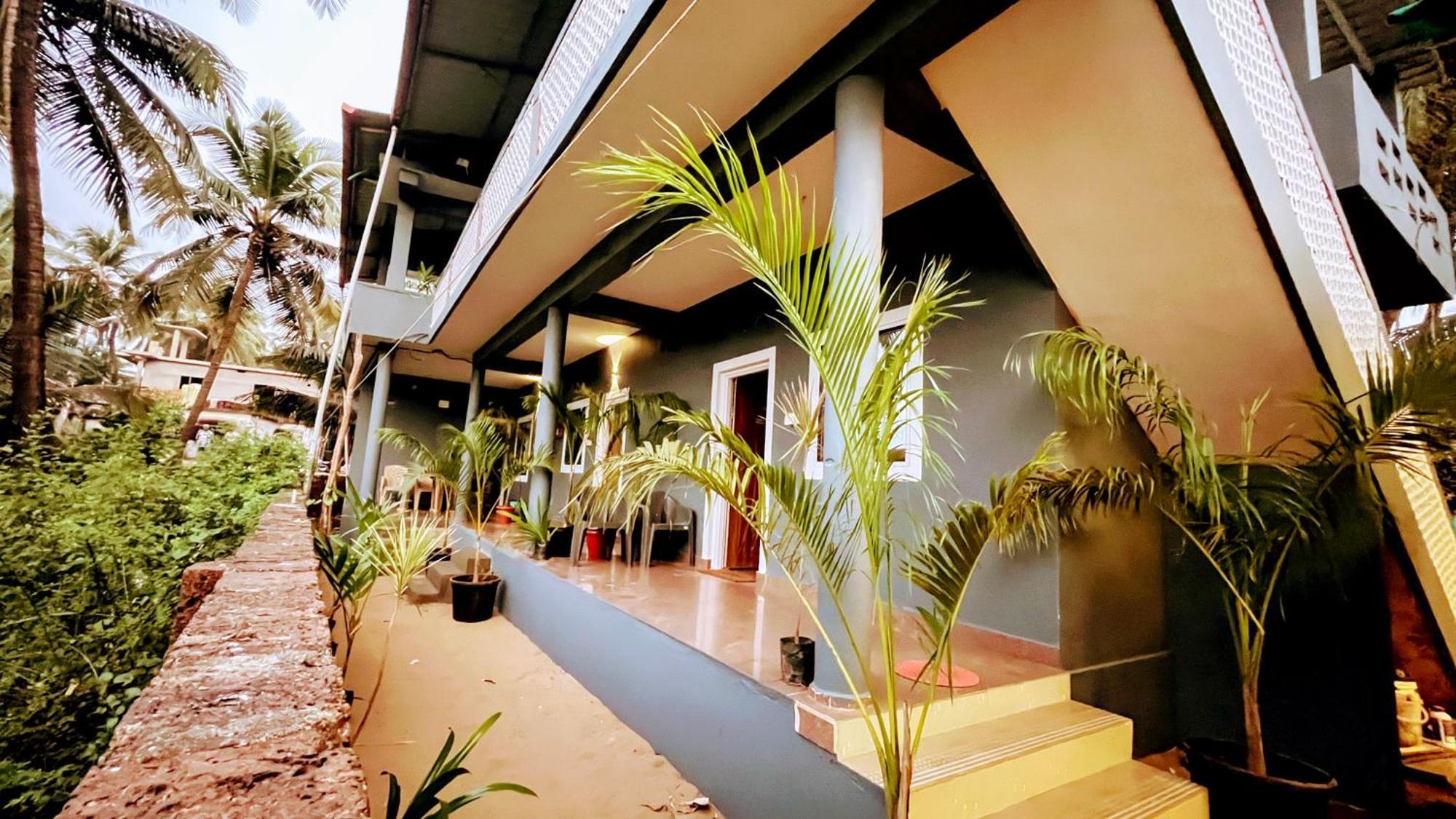 Gokarna Beach Stays By Tune Of Ocean Exterior photo