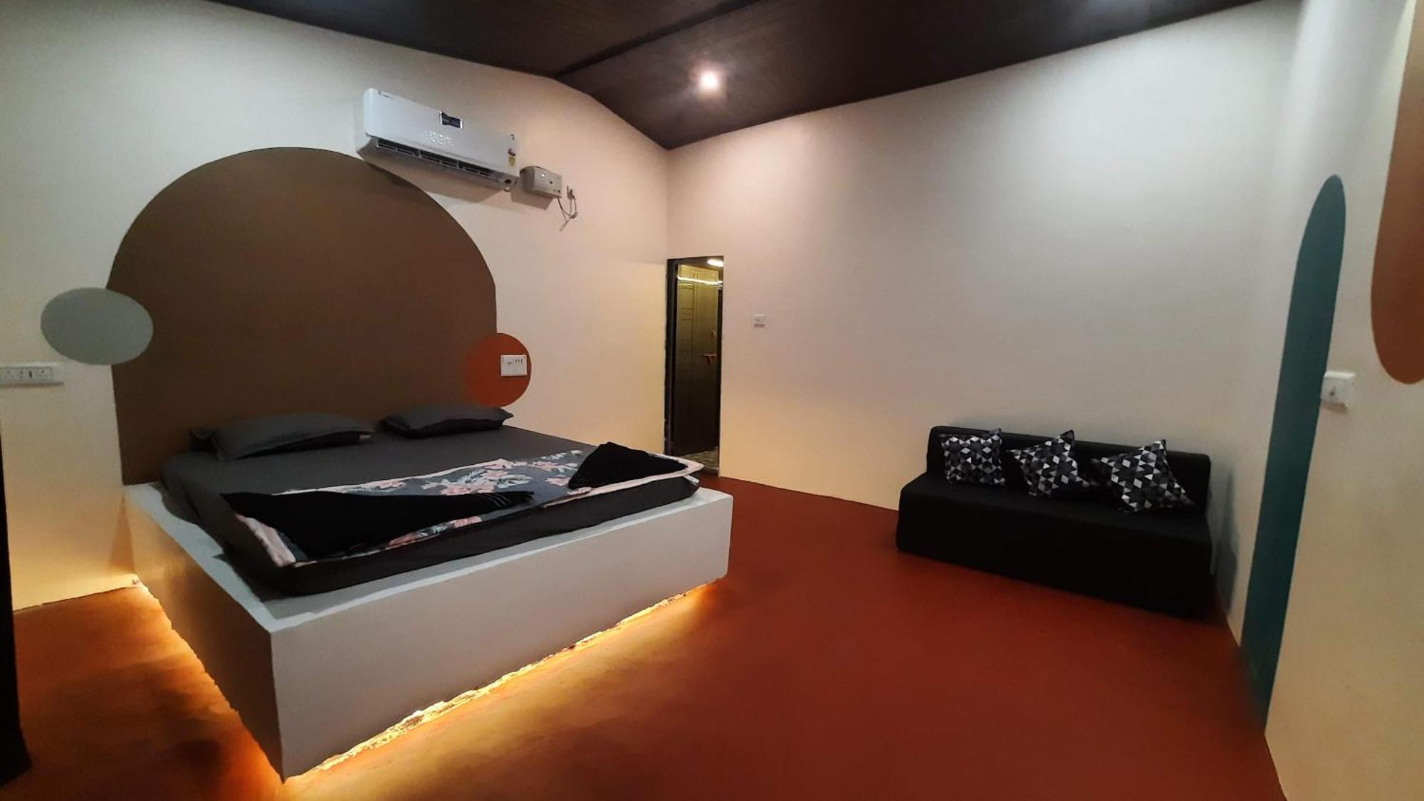 Gokarna Beach Stays By Tune Of Ocean Room photo